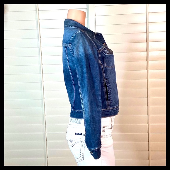 Victoria’s Secret London Jean Denim Distressed Jacket - Picture 3 of 7